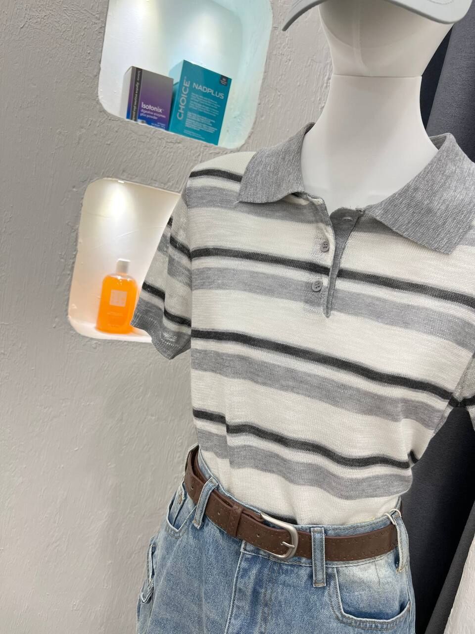 Collar button stripe shirt