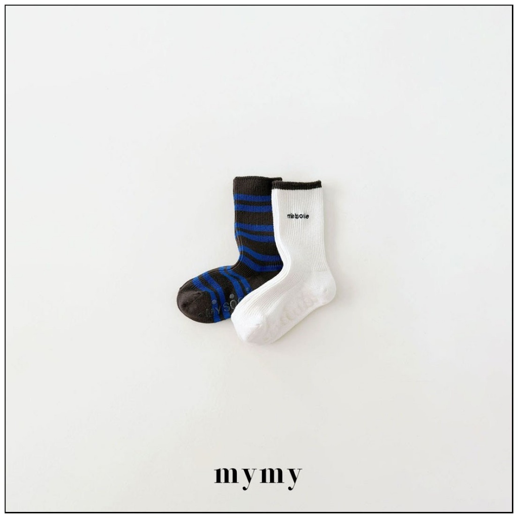 正韓秋Mysocks  字母條紋運動襪(兩入一組)