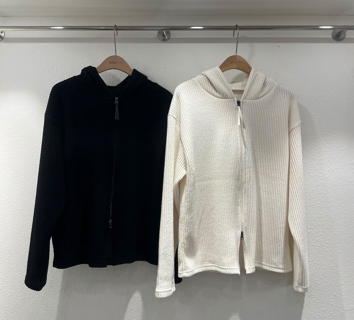 暗直紋連帽拉鍊外套 OTHERFIT-041JK