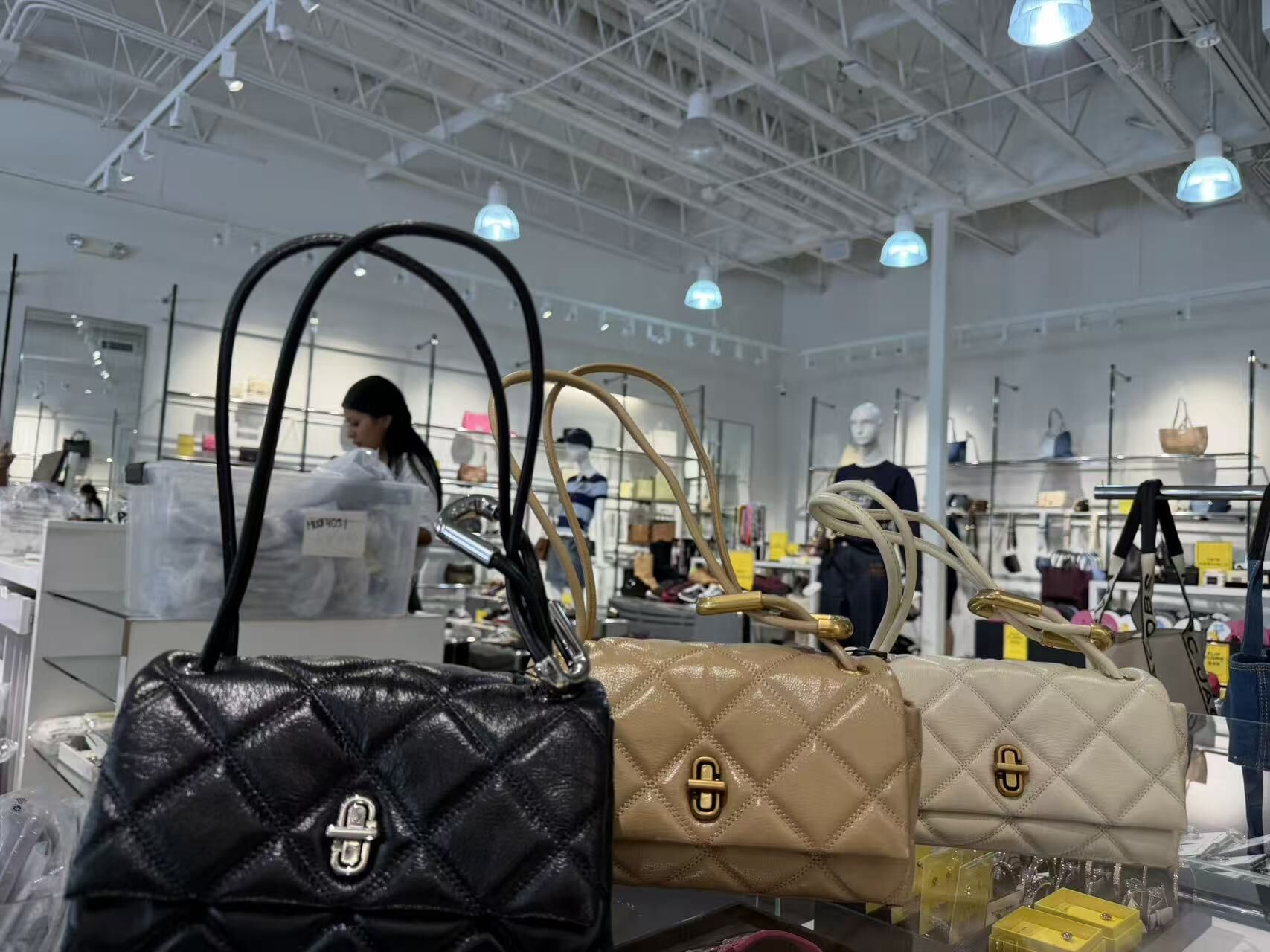 【直播】Marc Jacobs LX082788 The Quilted Mini Dual 菱格紋手提包