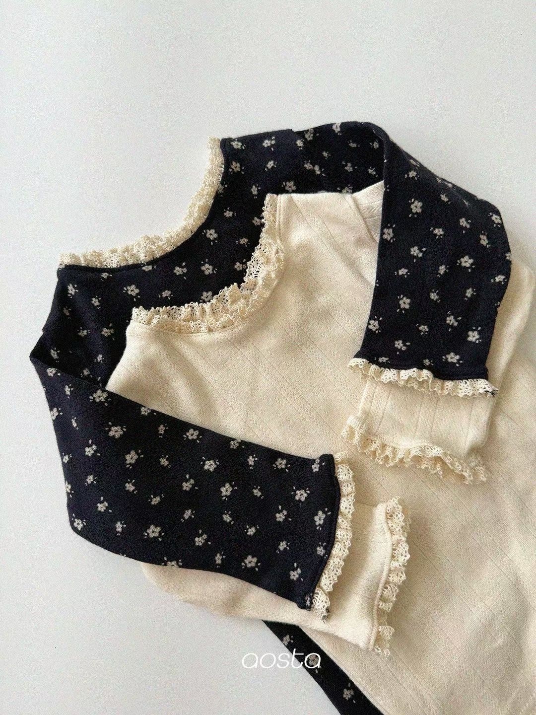 AOSTA Camellia Tee