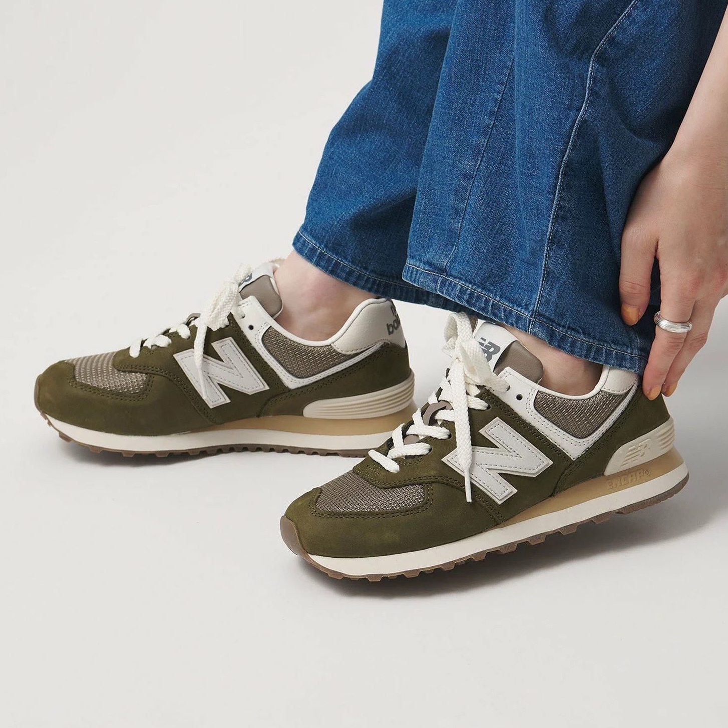 New Balance 574 橄欖綠
