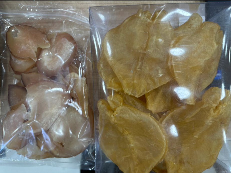 VN29 頂級厚身花膠扒  每斤13-15隻  **送螺片一斤 **到期日:約2028/12 **放置於陰涼乾燥處 ，並避免陽光照射