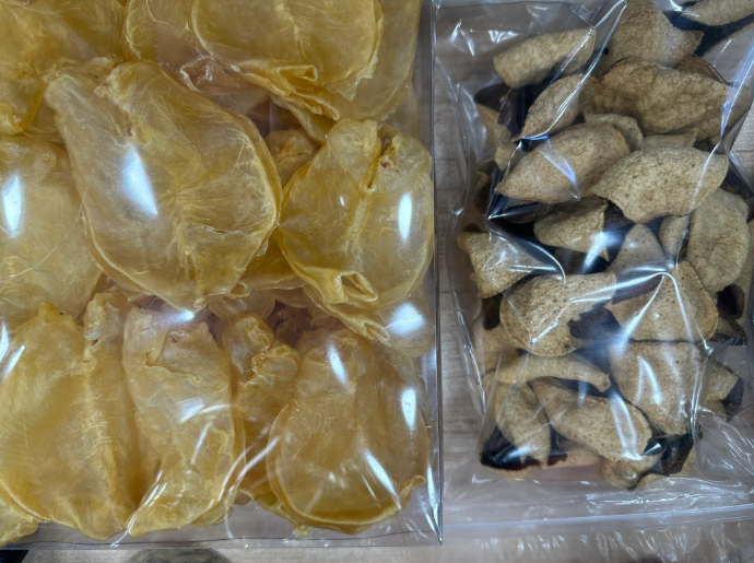 VN30 頂級厚身花膠扒  每斤52-58只  **送遠年新會老陳皮4兩  價值$388 **到期日:約2028/12 **放置於陰涼乾燥處 ，並避免陽光照射