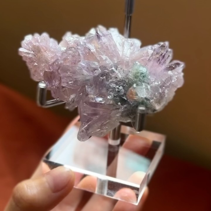 [原石] 克魯茲紫水晶 異象水晶花 附底座