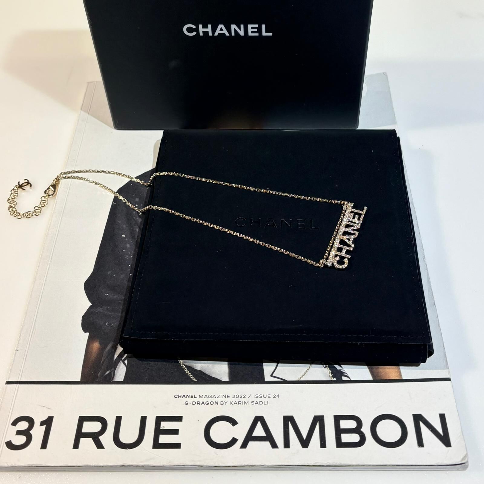 全新CHANEL頸鏈, AB8053, 水鑽金屬字母項鍊, 淡金色, #BRAND NEW #香榭站正品