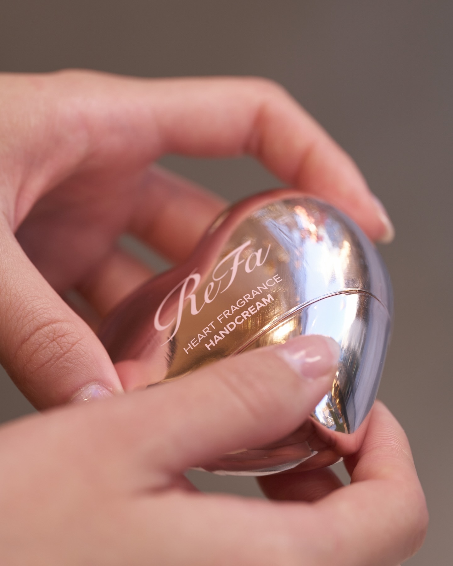 REFA Heart Fragrance Hand Cream 心型香氛護手霜 50g