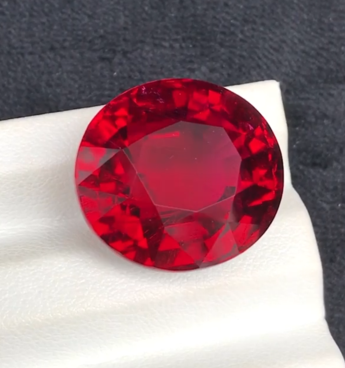 Collector-Grade | Pigeon Blood Rubellite Loose Stone