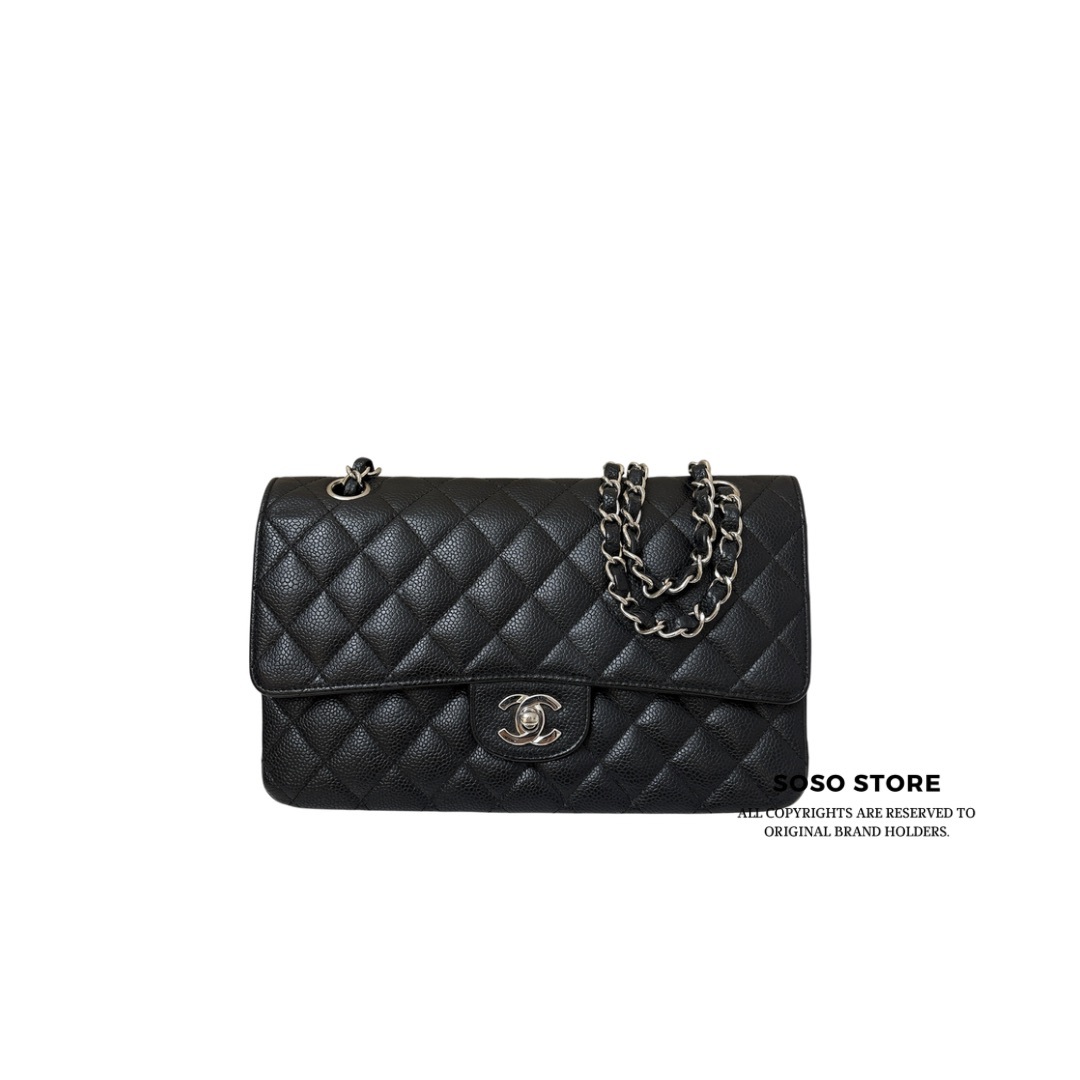 Chanel Classic Flap Bag Medium - Black / SHW