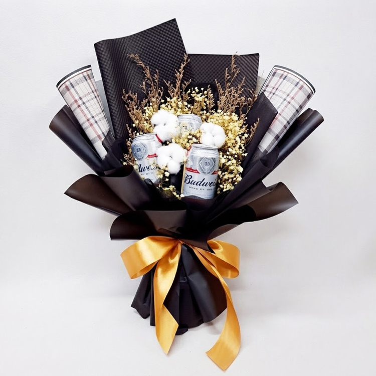 百威啤酒有錢(鈔票)花Budweiser Beer_3_bouquet,創意零食花束,飲料花束,啤酒花束,鈔票花束,父親節花束,送爸爸父親節花束,送男生花束