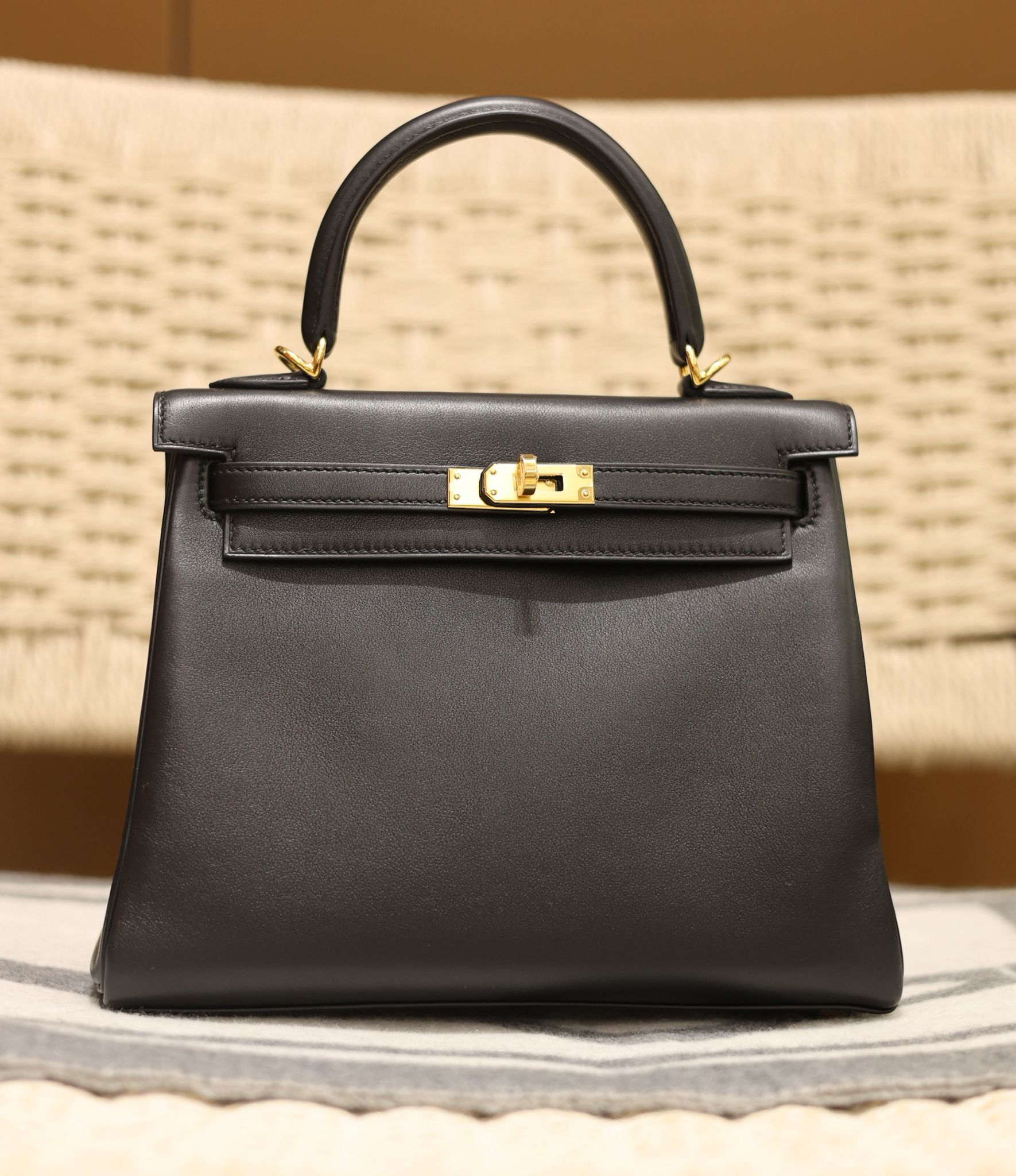 Kelly 25 89 noir cc cheri K