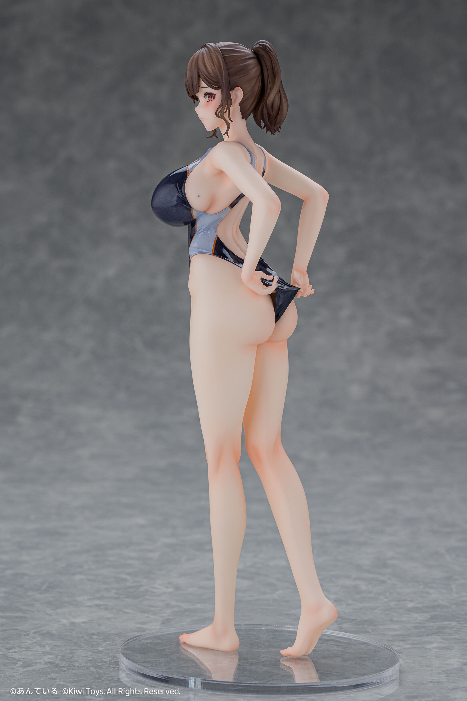 游泳教練保奈美 1/6 完整人偶