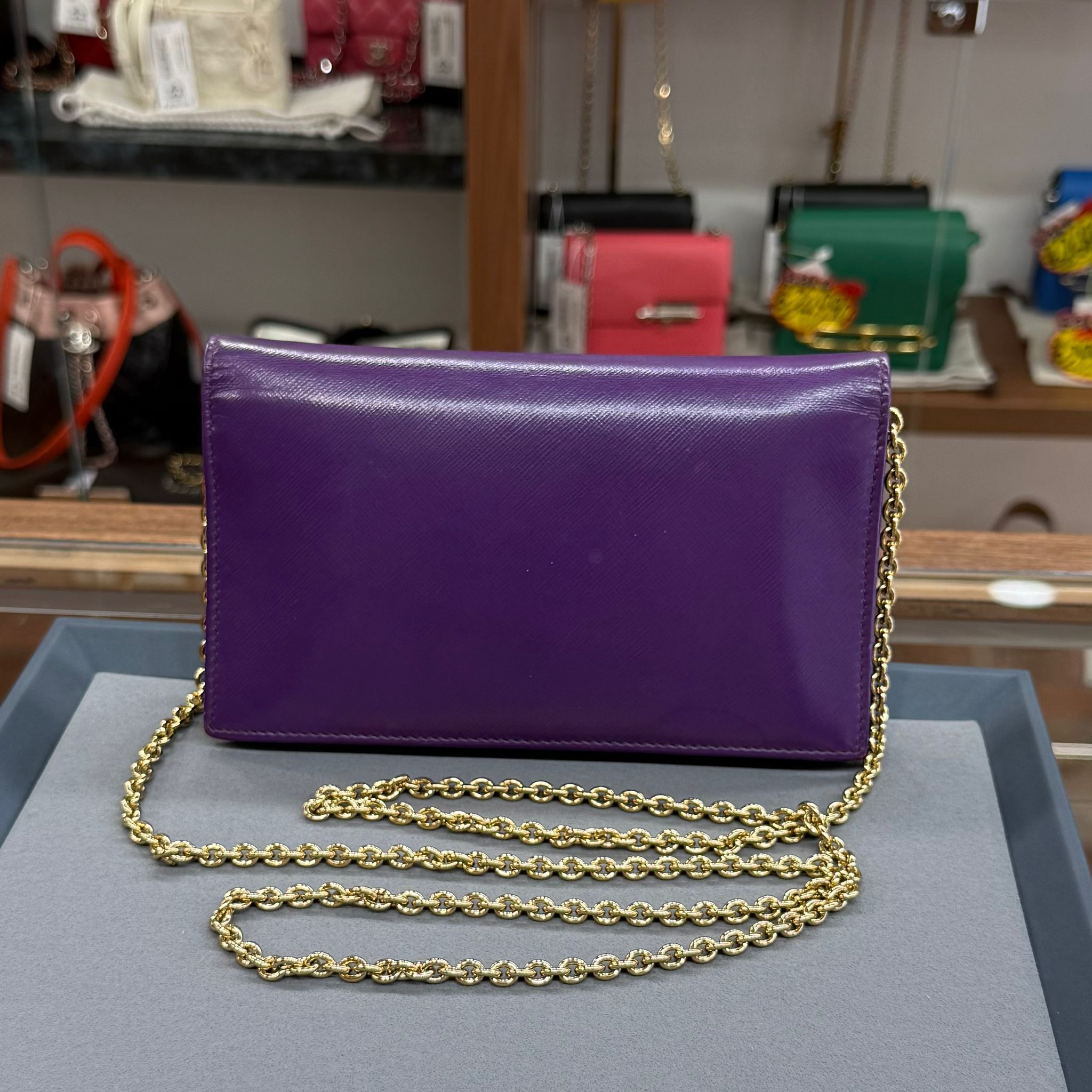 85%NEW USED SALVATORE FERRAGAMO VARA 紫色蝴蝶結 WALLET ON CHAIN #菲拉格慕