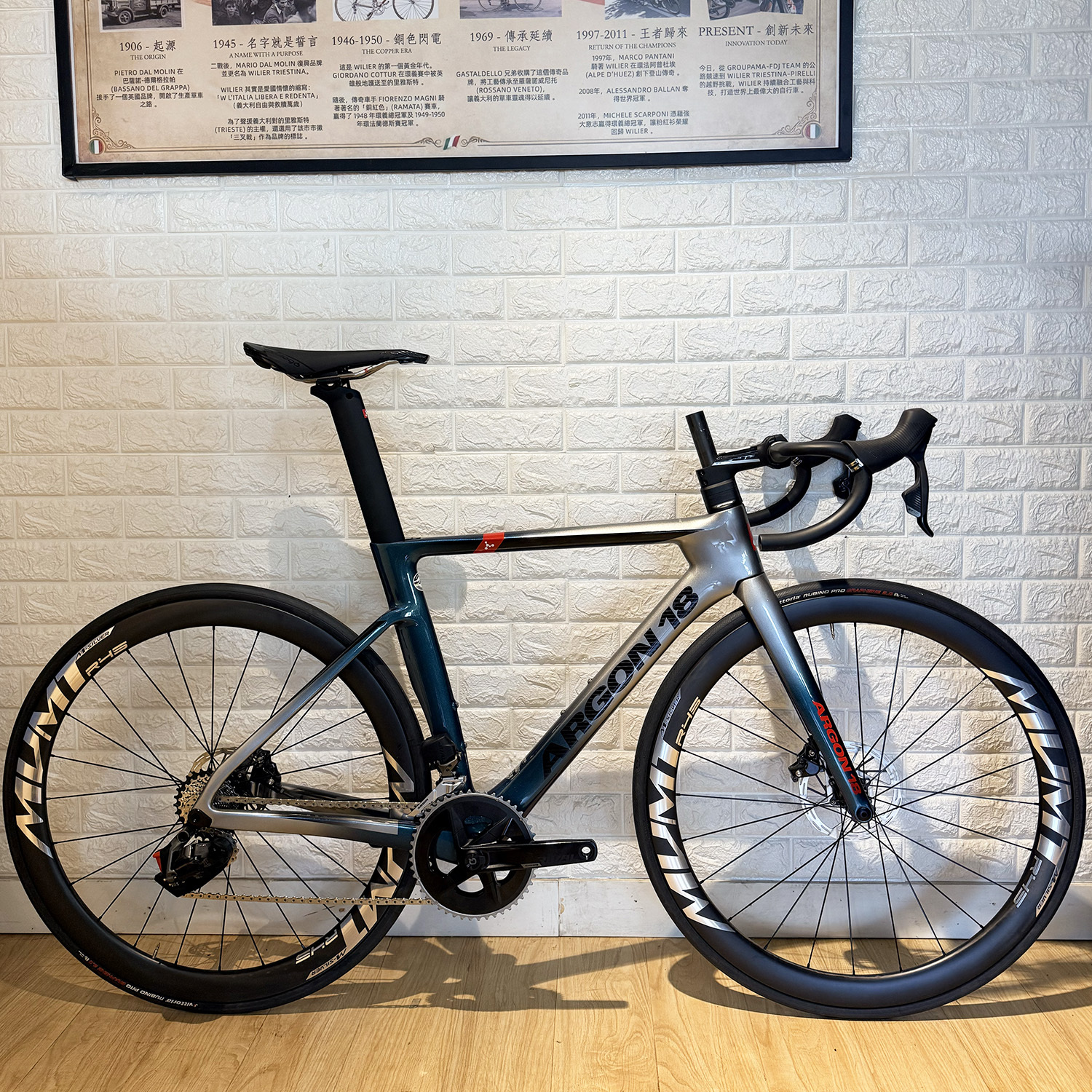 Argon 18 Nitrogen Disc Aero Road Bike SRAM Rival eTap AXS