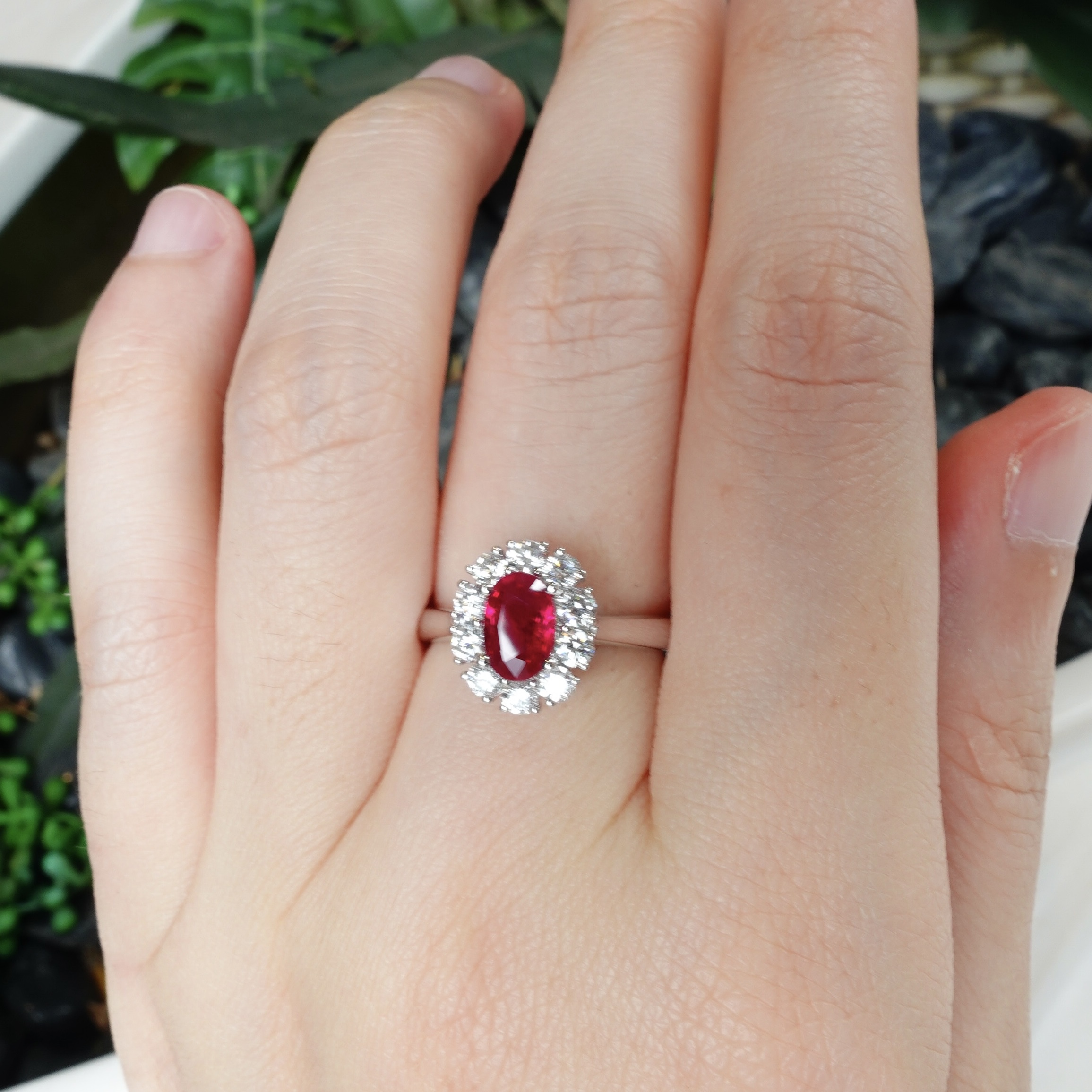 18K Gold Burmese Natural Ruby Ring with Diamonds setting - Oval cut