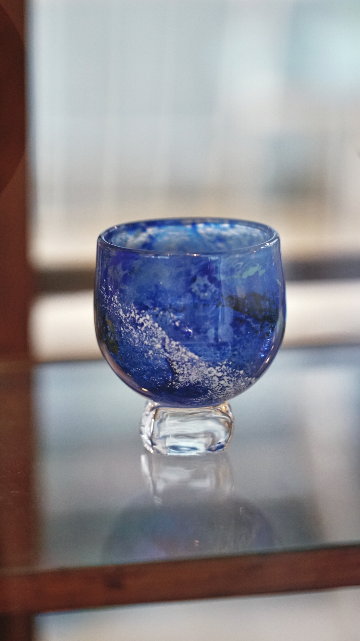 陳建志 Chien Chih Chen｜觀煙酒杯 藍