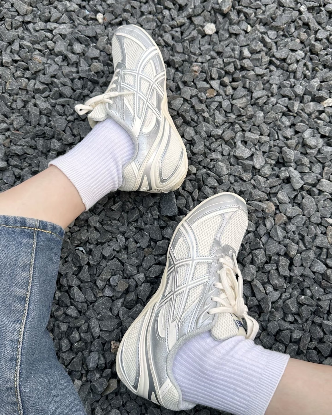 【預購】ASICS GEL-PHAI Z 銀色 1203B126100