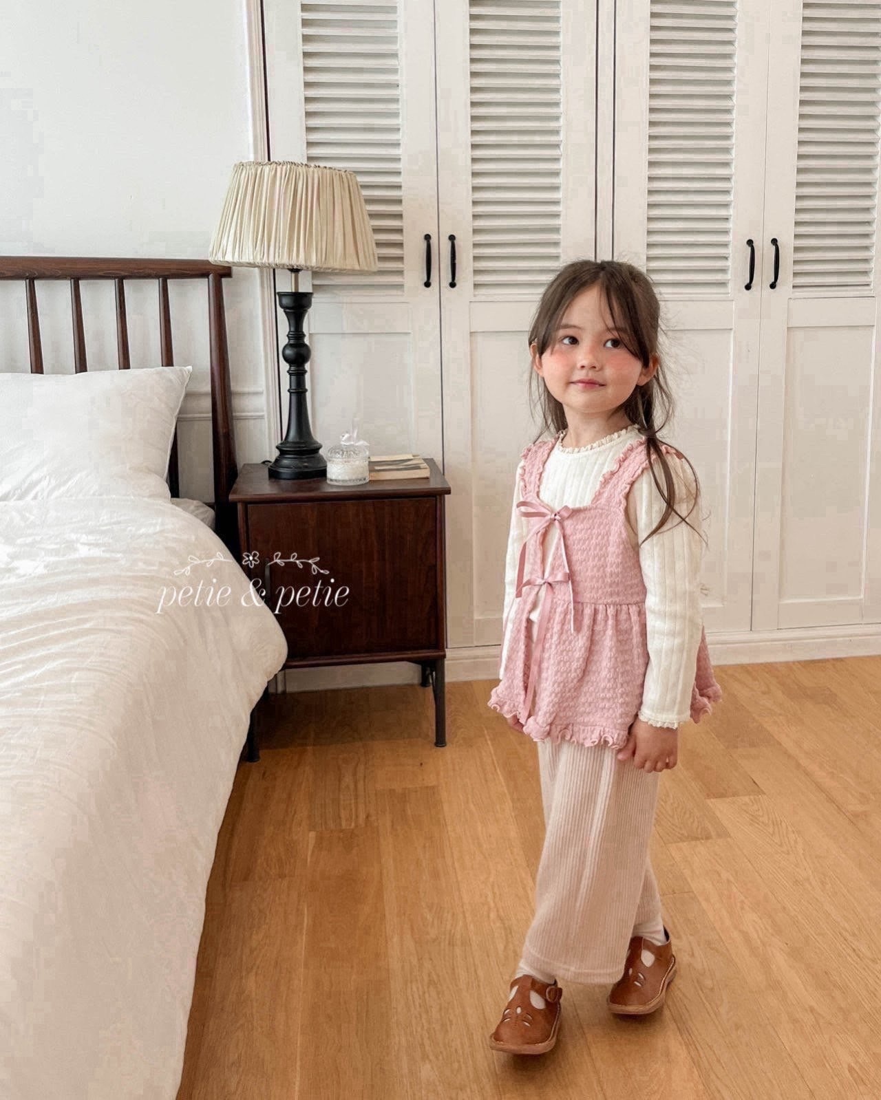 PETIT & PETIT Madeleine Frill Vest