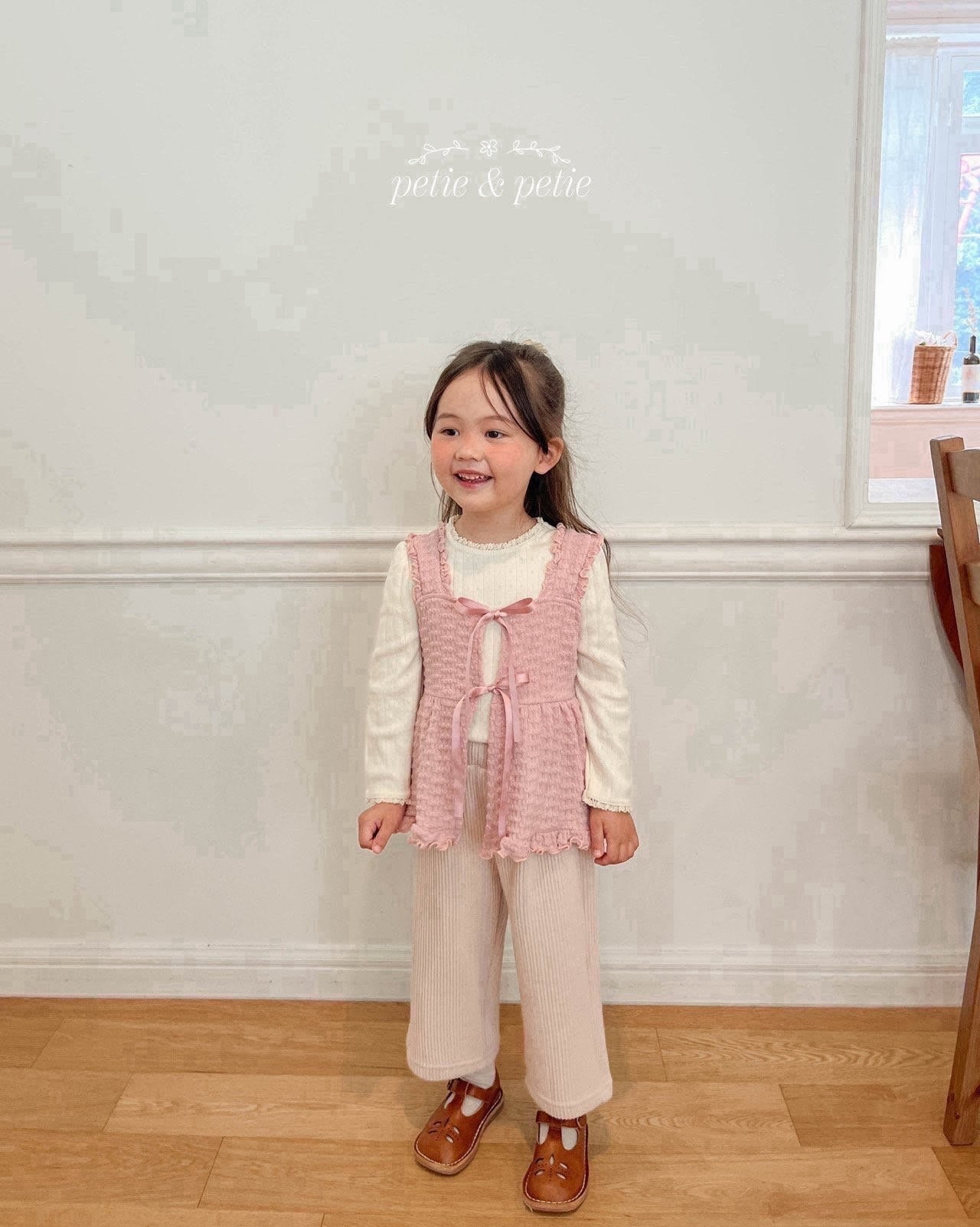 PETIT & PETIT Madeleine Frill Vest