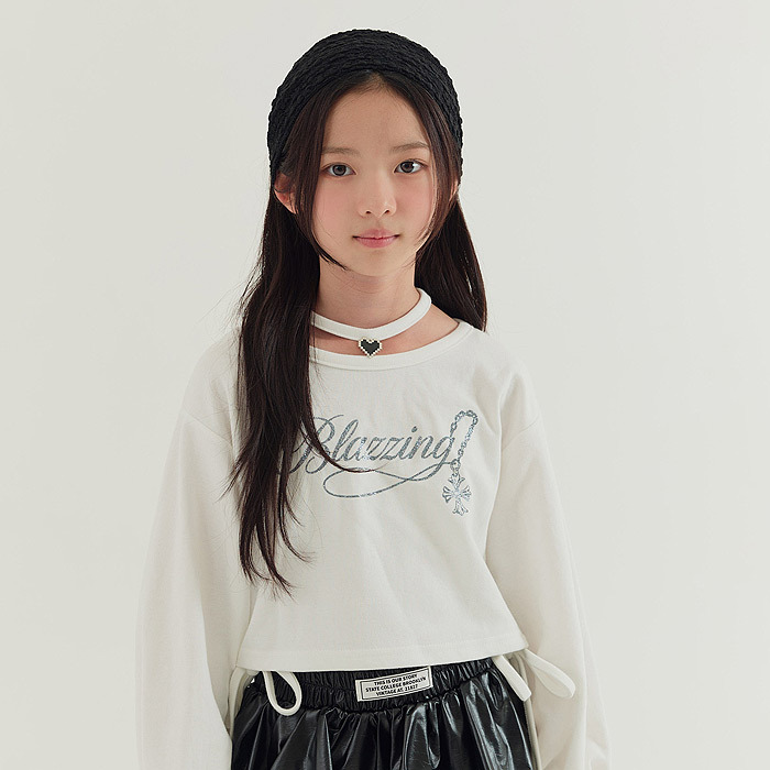 正韓秋Lilas 兩色甜美愛心上衣