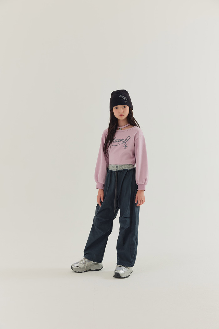 正韓秋Lilas 兩色甜美愛心上衣