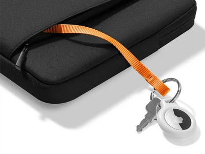 An additional strap designed for Airtag/key