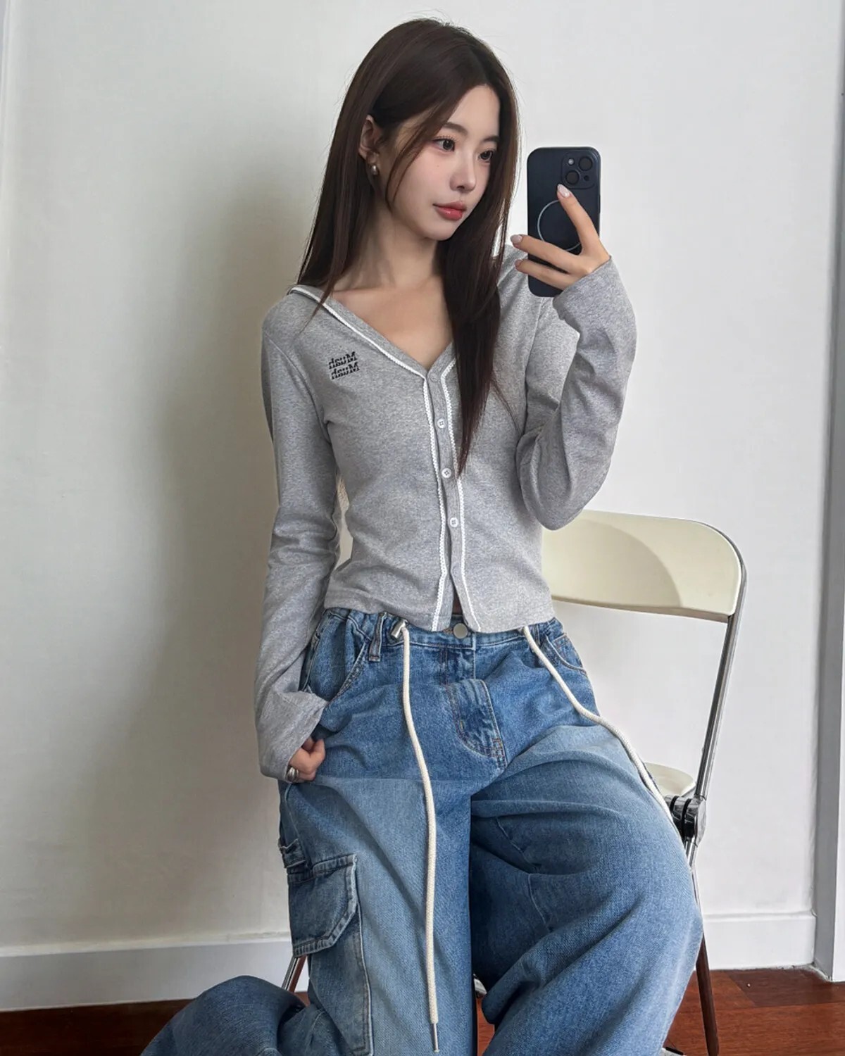 【OWN】MUAHMUAH 長袖 連帽 開襟 襯衫 蕾絲 休閒 胸前 Logo 女生 單一尺寸 黑色 灰色