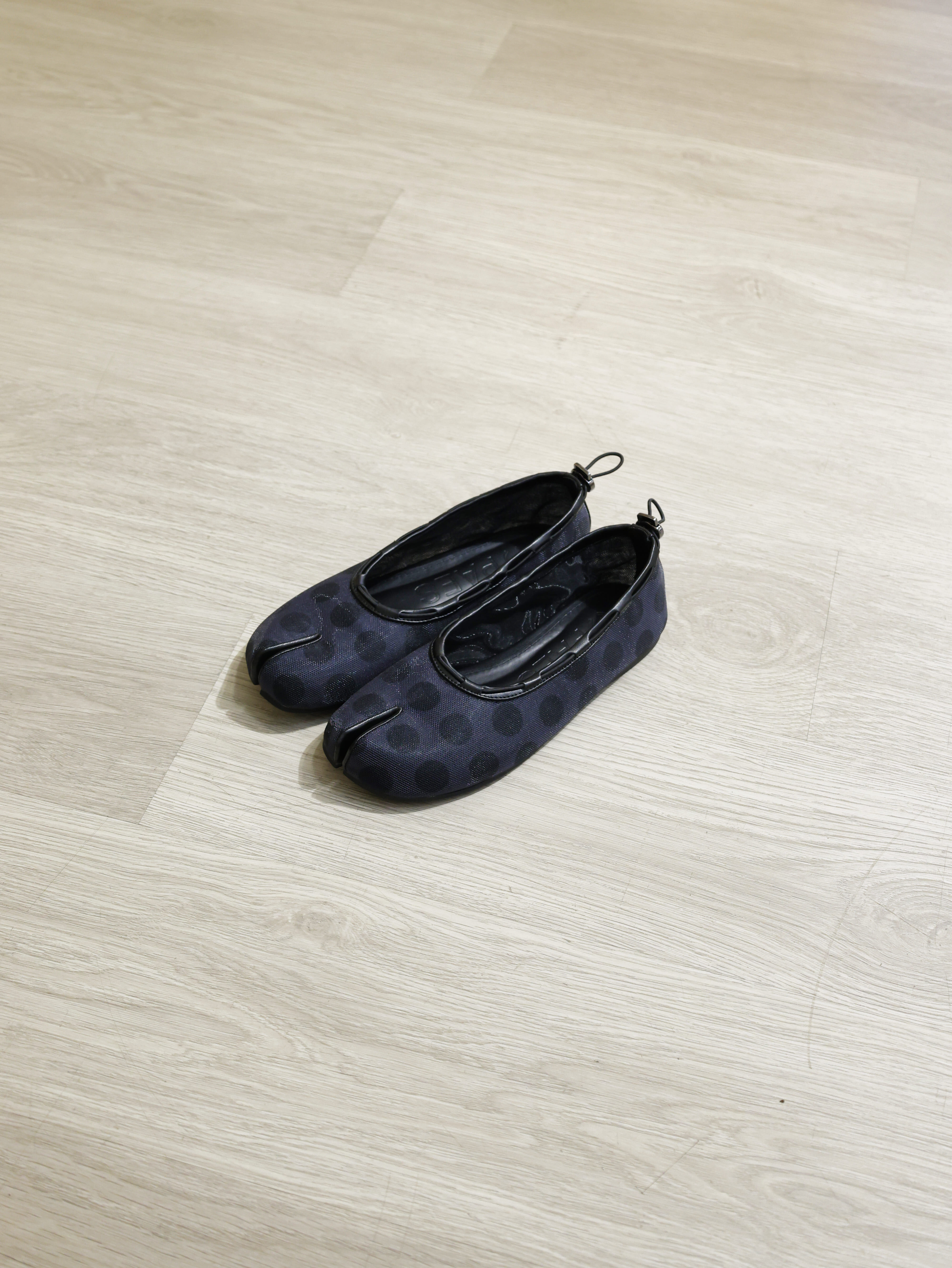 Paes Mesh Air String Flat