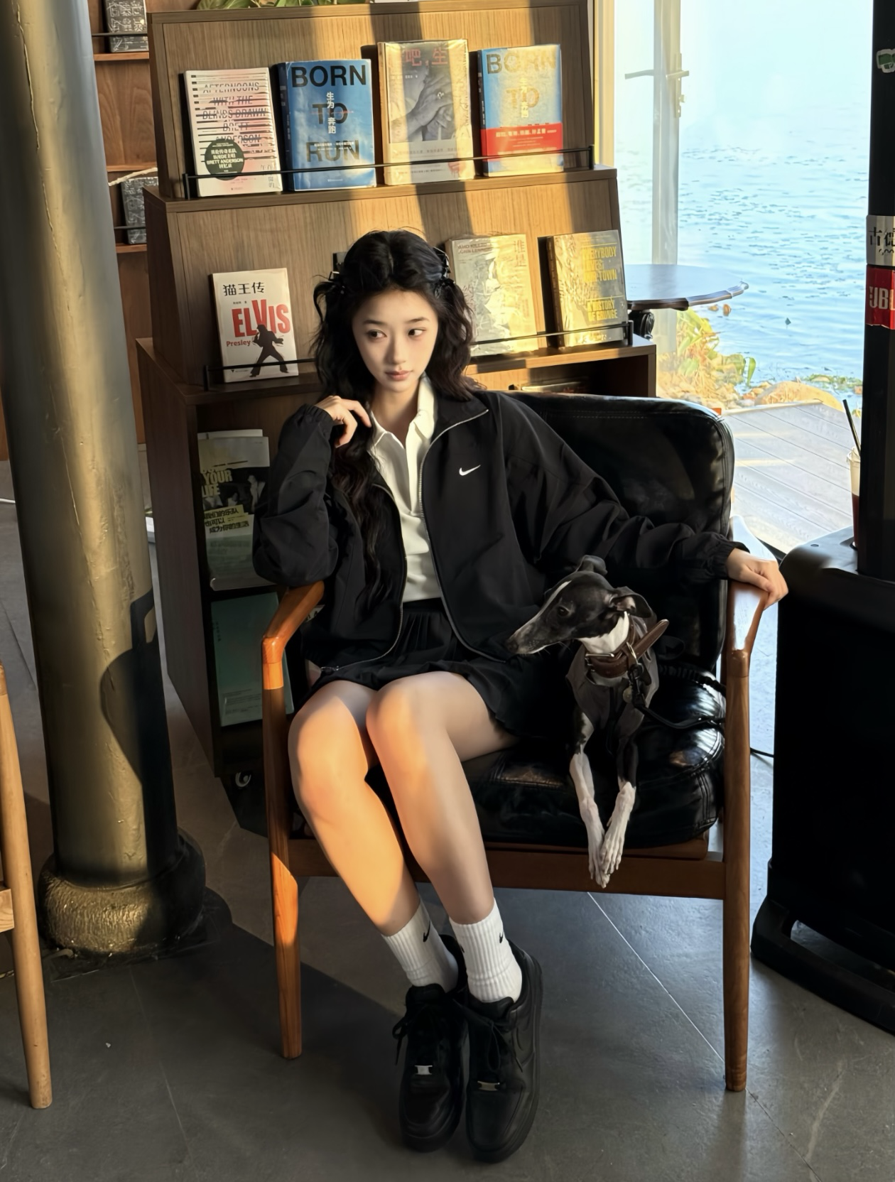 Nike Sportswear 輕量防風外套