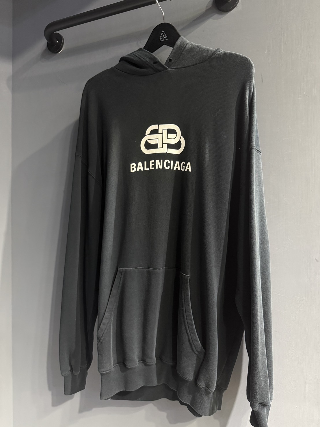 Balenciaga 絕版款 黑白鎖扣Logo 帽T