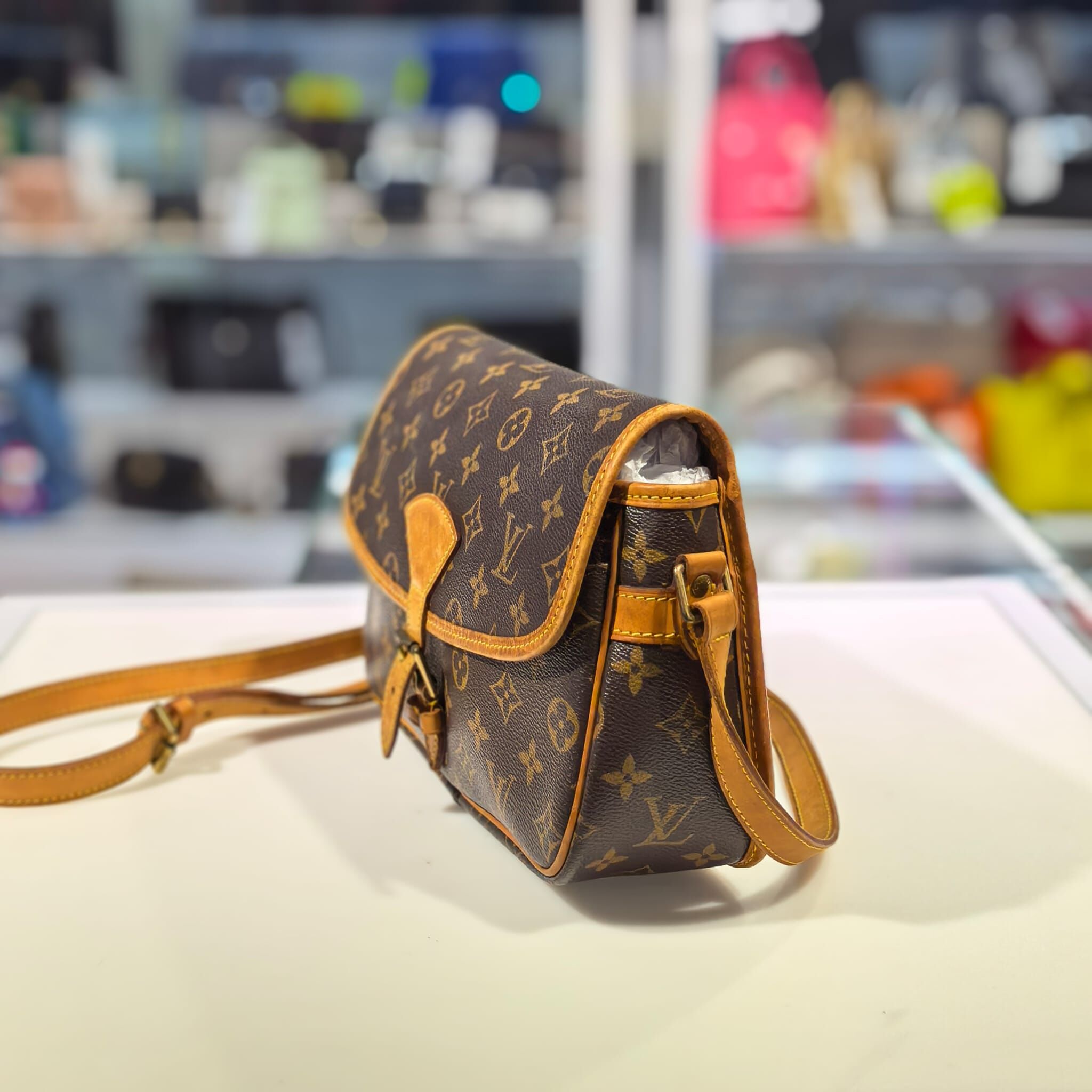 95%NEW二手LV馬鞍包/郵差包 M42250 啡色帆布Monogram #香榭站正品