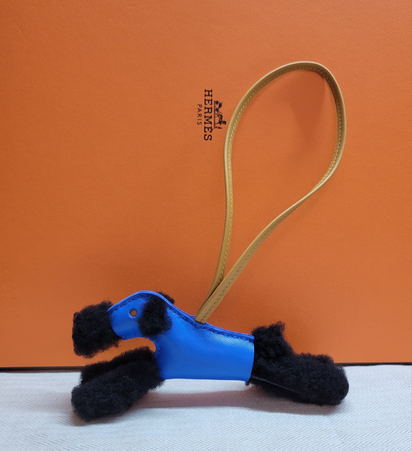 HERMES Budy charm Noir / Bleu Hydra / Sésame