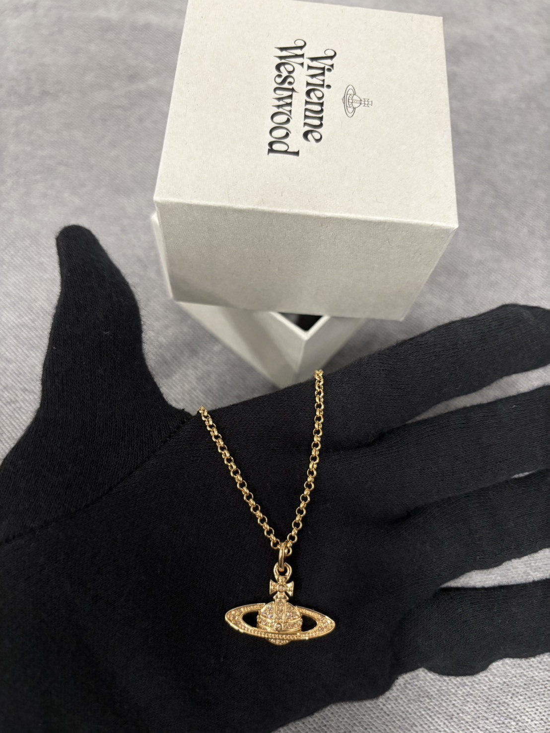 Vivienne Westwood Mini Bas Relief 經典平面浮雕土星項鍊【6302010402R121CNR121】