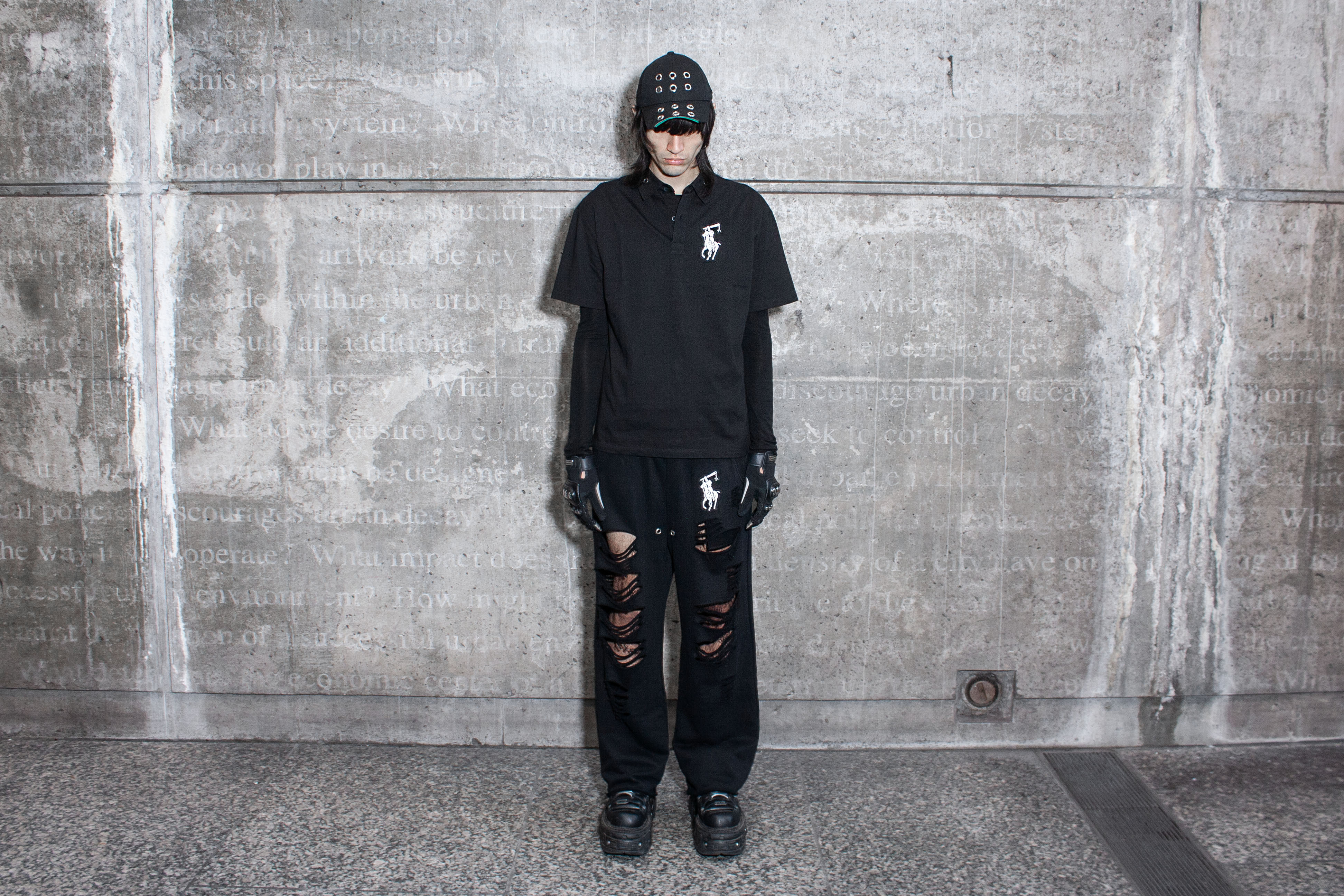 Bornrich｜Bolo Distressed Sweatpants (Black)