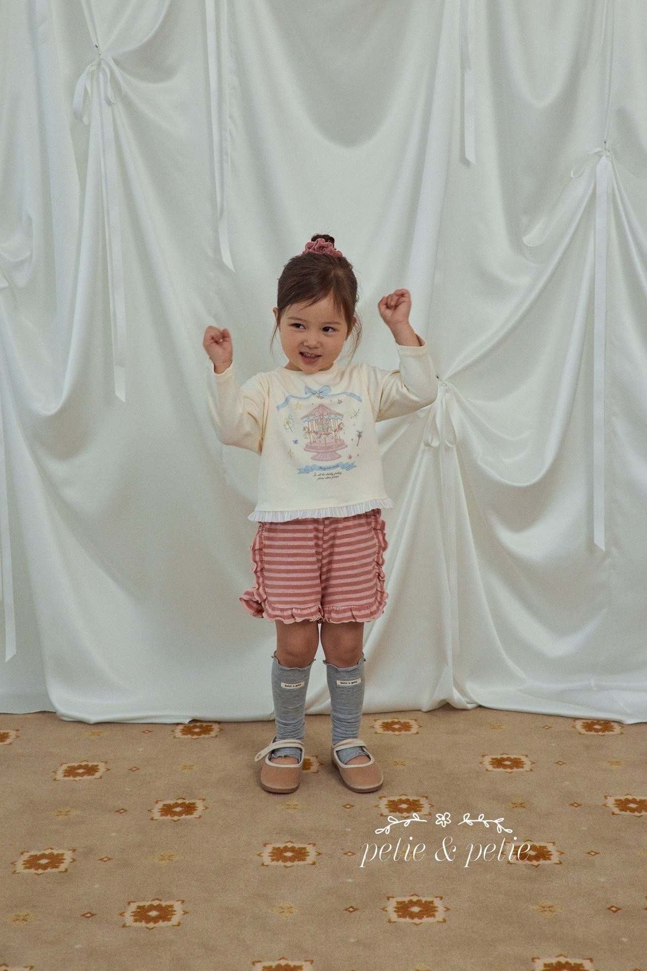 PETIT & PETIT Carousel Tee