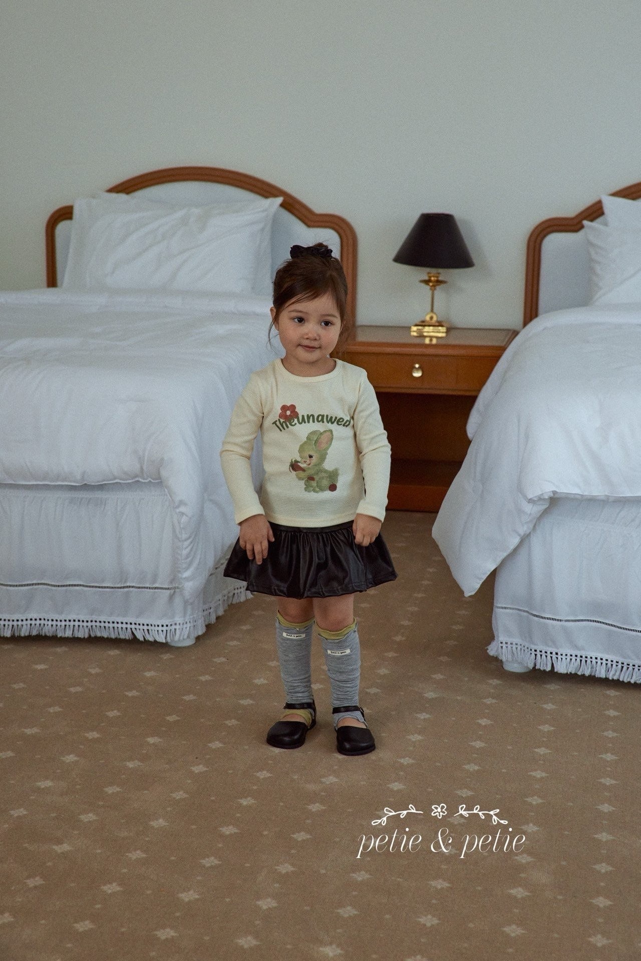 PETIT & PETIT Pastel Rabbit Tee