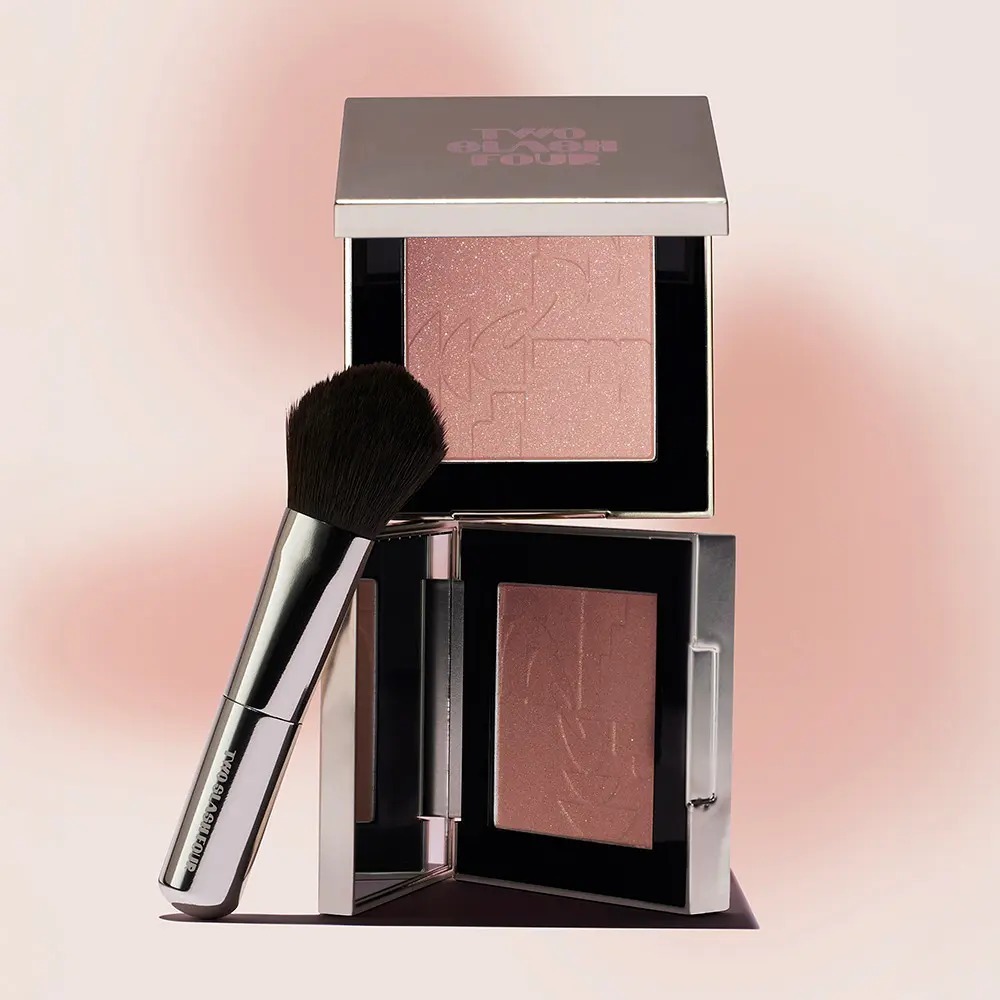 [ TWO SLASH FOUR ] All Over Face Blush