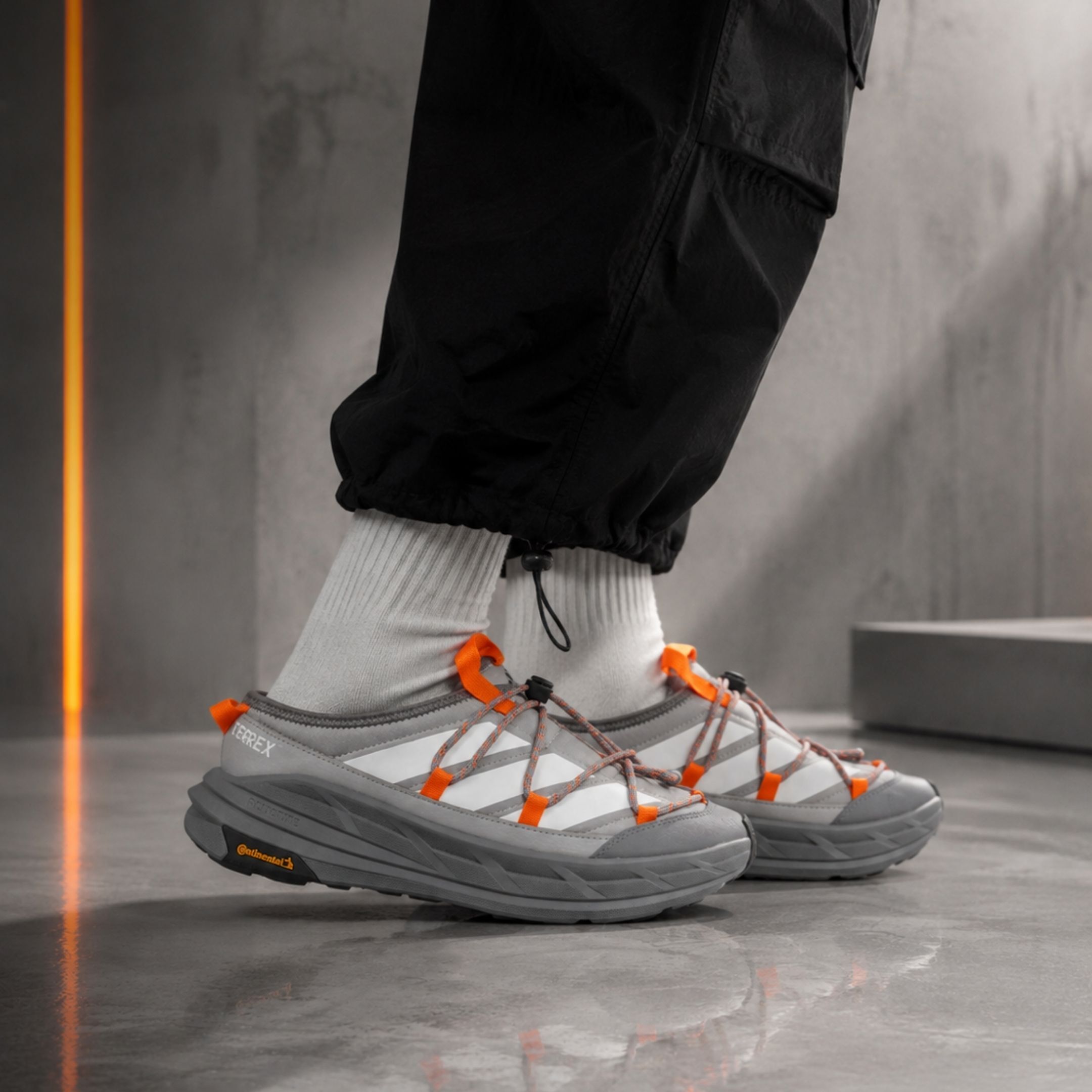 NICEDAY 代購 ADIDAS TERREX FREEHIKER LT 淺灰 灰橘 橘色 亮橘 煙灰 拖鞋 麵包拖 KH5331