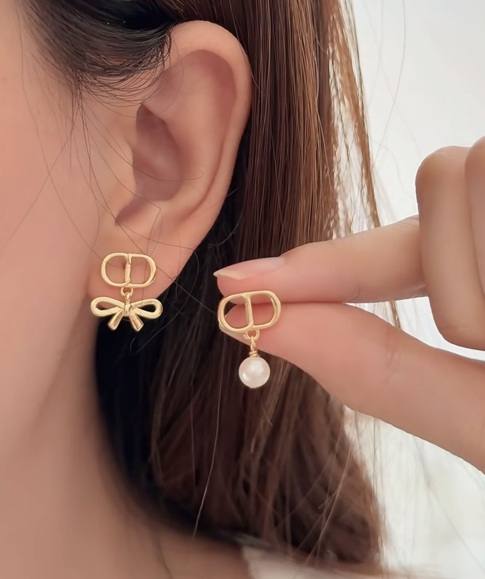 DIOR CD Mini Bow Earrings E4837