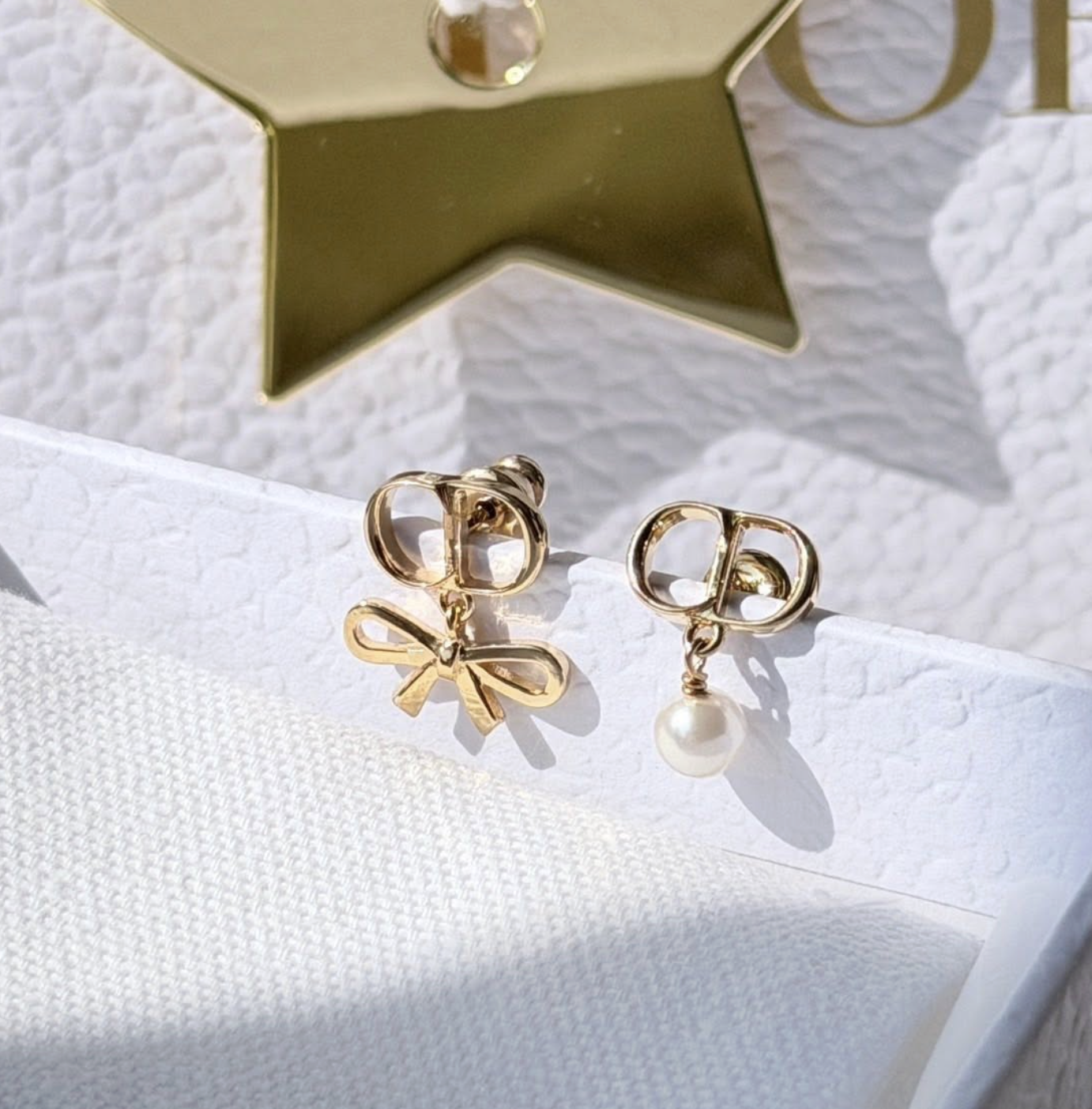 DIOR CD Mini Bow Earrings E4837