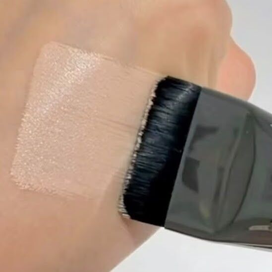 Wakemake -  新版 Spatula Wide Foundation Brush