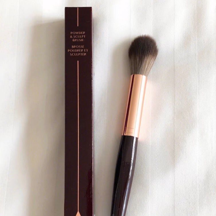 Charlotte Tilbury - Powder & Sculpt Brush 碎粉掃
