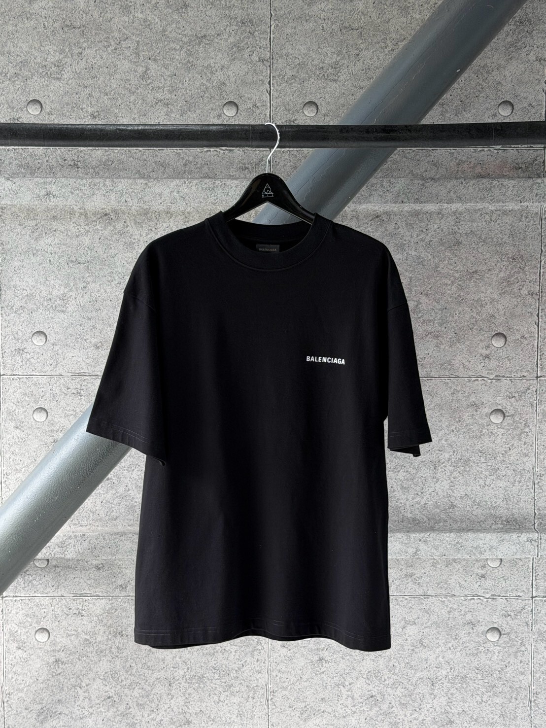 Balenciaga 經典款 前後燙印白字Logo 短袖T