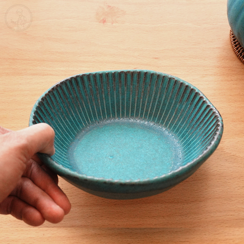 益子燒青綠釉器皿