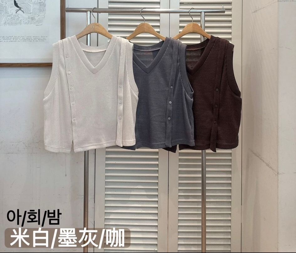 F30 胸39 長22 $429