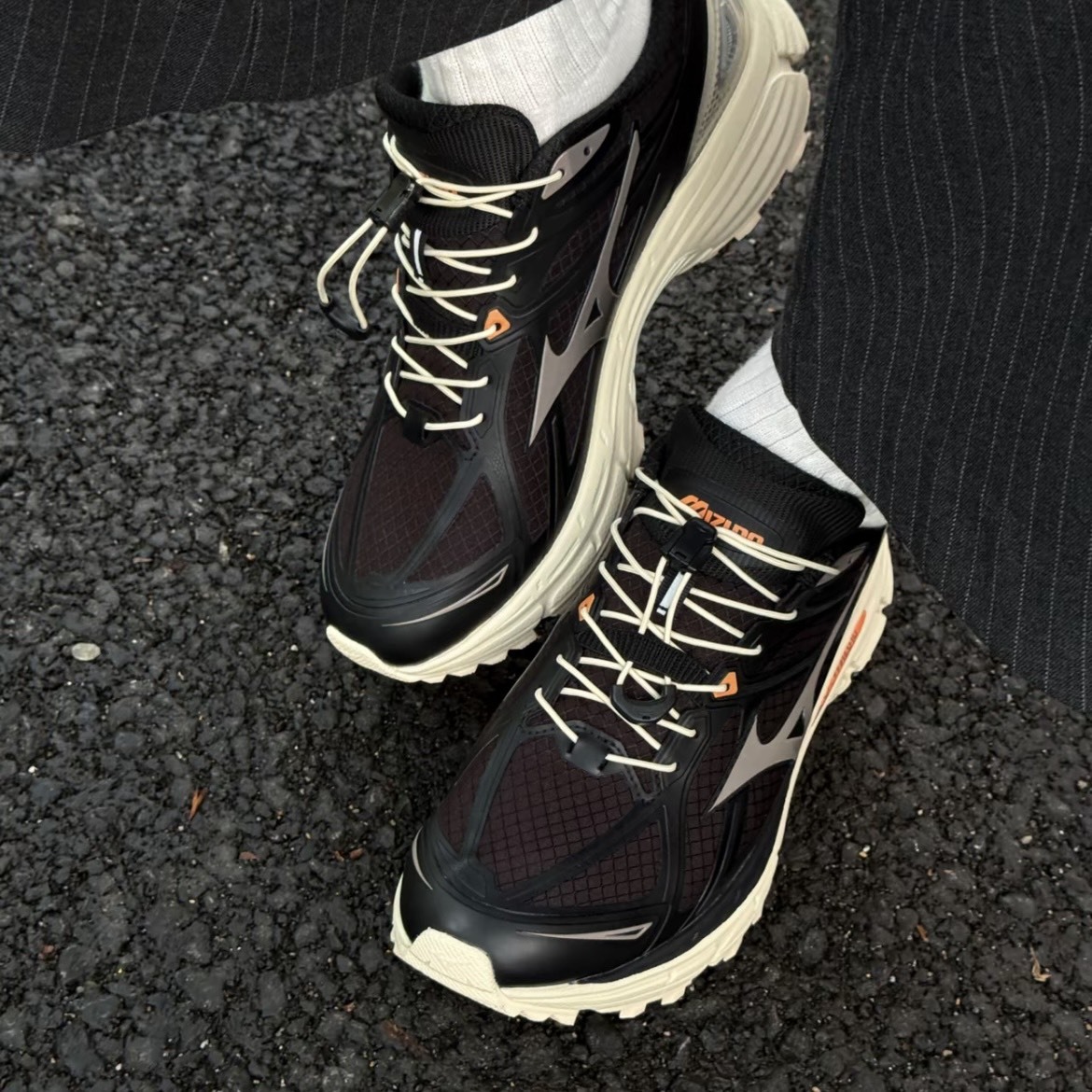 【代購】Mizuno Halo Mix TL 山系機能戶外跑鞋 男女同款 果殼黃
