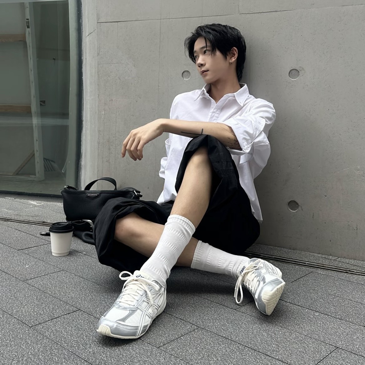 【代購】ASICS GEL-PHAI Z 銀白網面復古薄底休閒鞋 男女同款