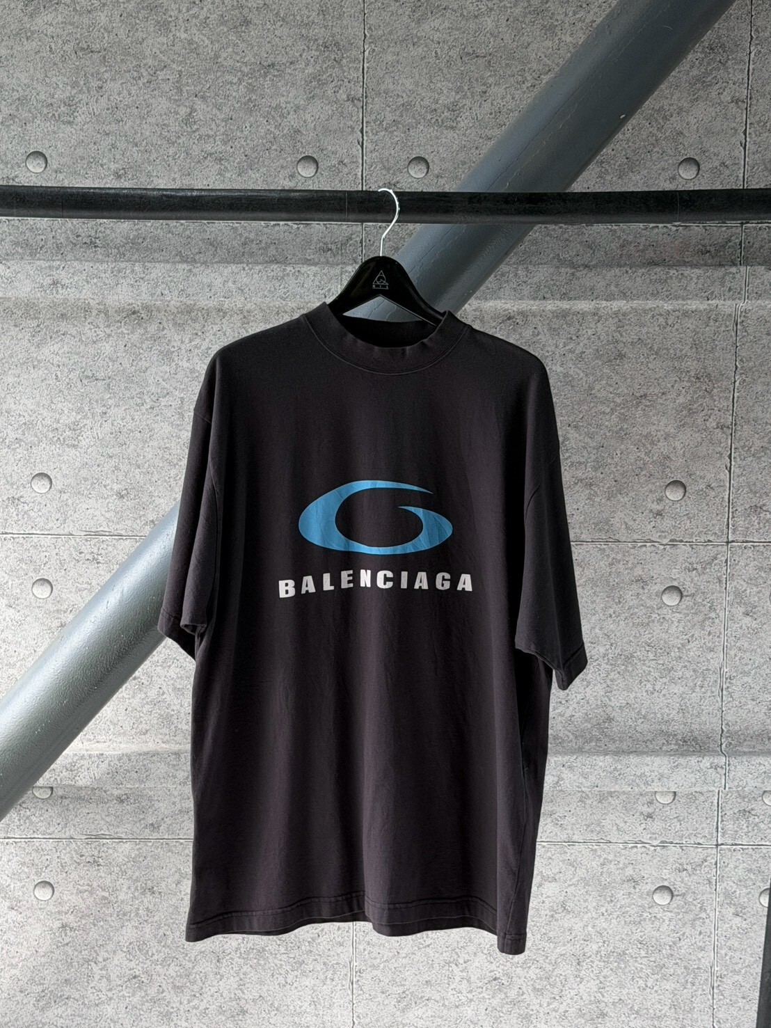 Balenciaga 黑灰做舊 水洗藍環形印花Logo 短袖T