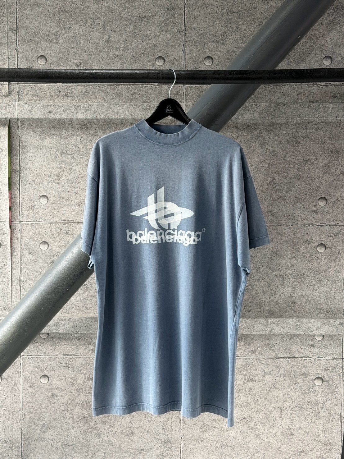 Balenciaga 渲染水洗藍 前後大Logo 幻影重疊 短袖 T