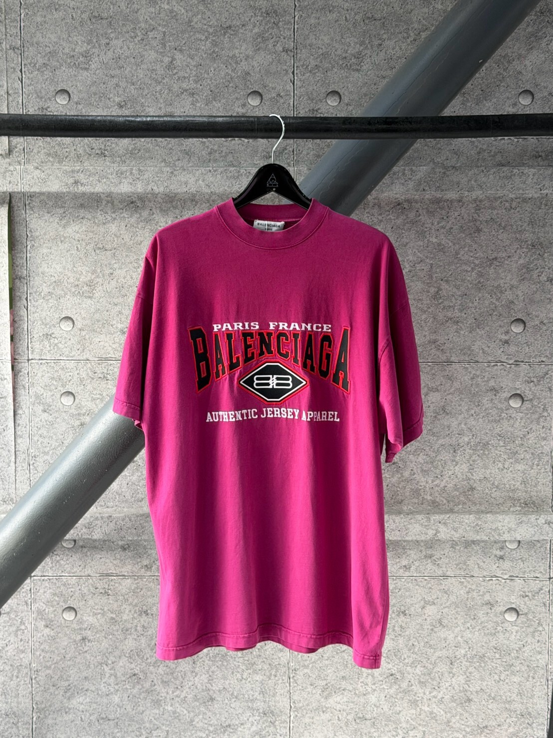 Balenciaga Paris France 紅邊刺繡字母Logo 短袖 T